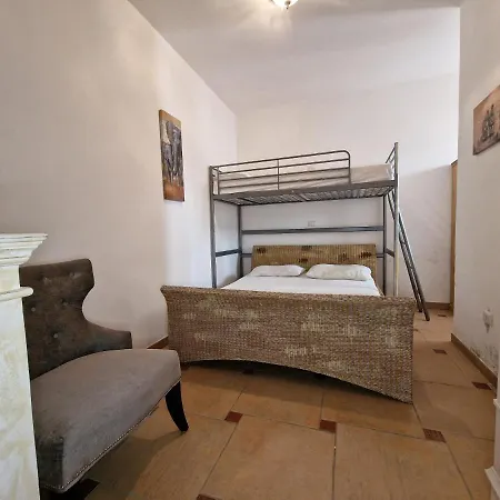 Trilocale Climatizzato Al Centro Di Torre San Giovanni Ugento